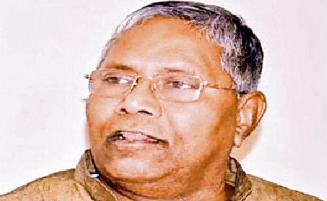 पटना : बंगले में बने रहेंगे शरद यादव, गुजारा भत्ता लेने से किया मना : उदय