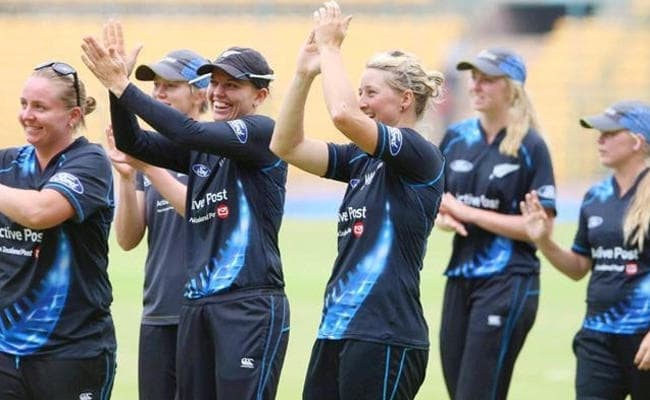 VIDEO : न्यूजीलैंड महिला क्रिकेट टीम का विश्व रिकाॅर्ड, वनडे में बनाये 4/490