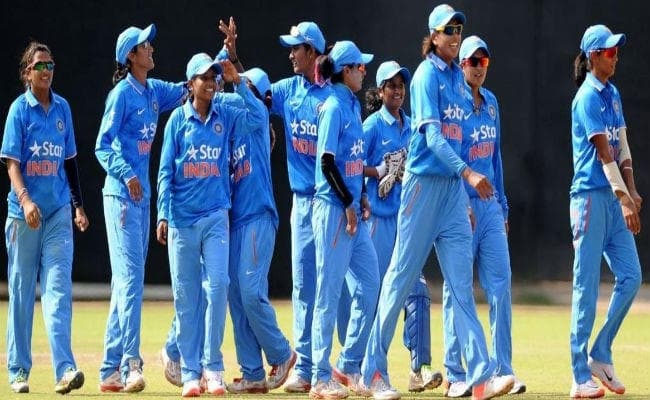 भारतीय महिला टीम ने पाकिस्तान को सात विकेट से रौंदा, फाइनल में