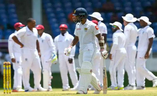 पहला टेस्‍ट : श्रीलंका एक और हार के कगार पर खड़ा, वेस्‍टइंडीज ने दिया 415 रन का विशाल लक्ष्‍य