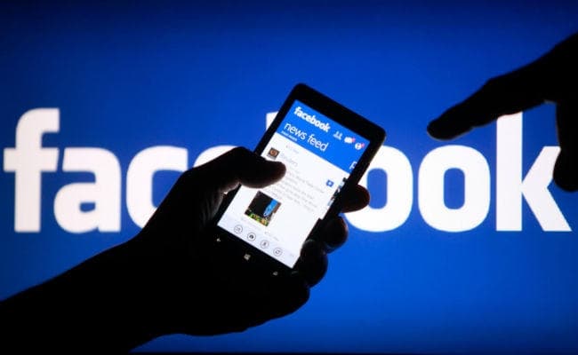 Facebook के साथ गुप्त समझौता कर कुछ कंपनियों ने भिड़ाया डाटा उड़ाने का जुगाड़