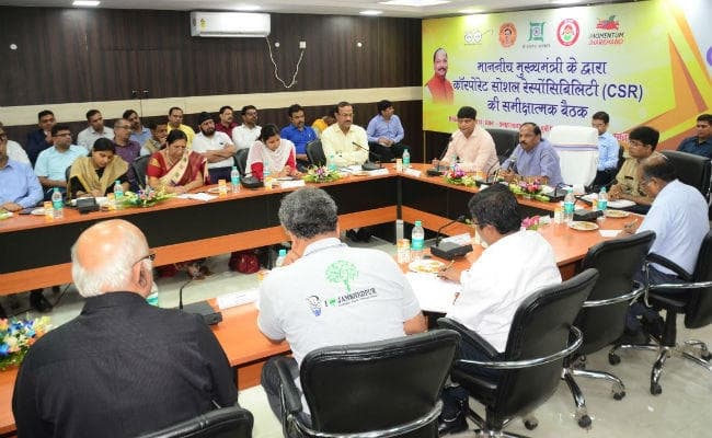 CSR काउंसिल की बैठक में बोले CM रघुवर- लोगों की सुरक्षा सर्वोपरि, सुरक्षित पेयजल सरकार की प्राथमिकता