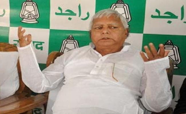 राहुल गांधी समेत इन राजनीतिक दिग्गजों ने दी लालू को जन्मदिन की बधाई