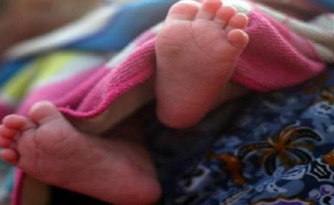 पत्नी मायके से नहीं लौटी तो पति ने 6 माह की बेटी को नहर में डुबो कर मार डाला