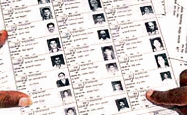 हिमाचल और गुजरात में चुनावी सरगर्मी तेज,  वोटिंग से पहले वोटर लिस्ट में ऐसे चेक करें अपना नाम