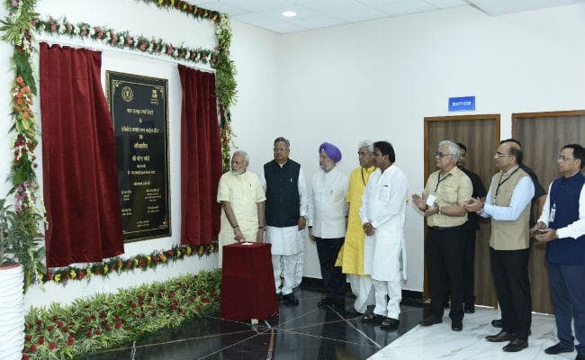 पीएम मोदी ने एकीकृत कमान एवं नियंत्रण केंद्र का छत्तीसगढ़ में किया लोकार्पण