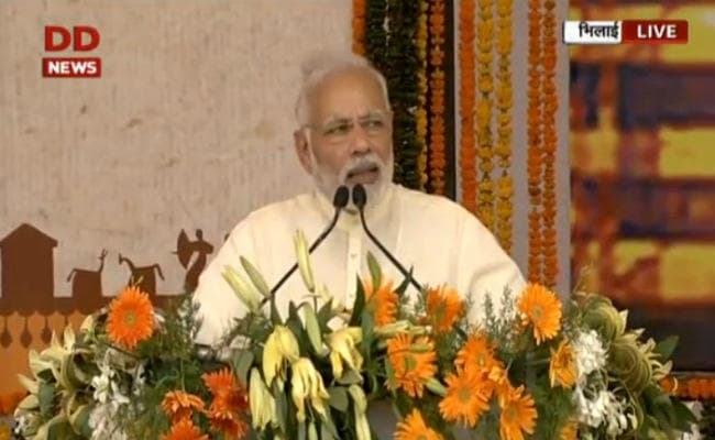 हर तरह की हिंसा का जवाब सिर्फ विकास : नरेंद्र मोदी