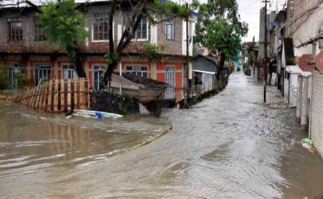 पूर्वोत्र राज्यों में बाढ़ से मची तबाही, केरल में 3 की मौत, कईं लापता