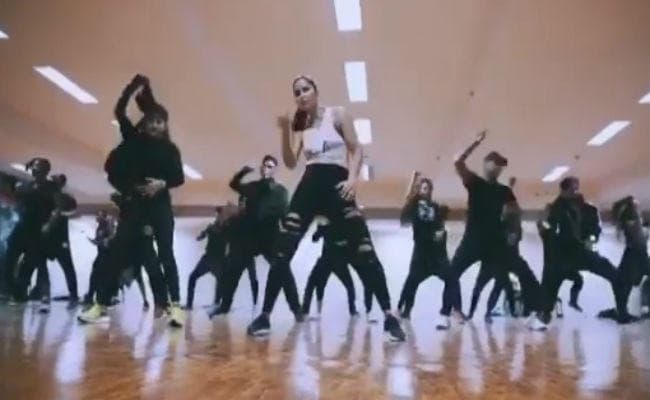 VIDEO : कटरीना के डांस मूव्स के आप भी हो जाएंगे दीवाने, देखें वीडियो