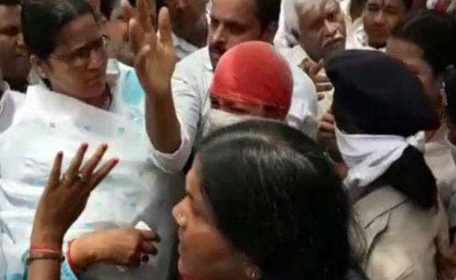 गया गैंगरेप : RJD नेताओं पर पीड़िता की पहचान उजागर करने का केस दर्ज, महिला आयोग जारी करेगा नोटिस