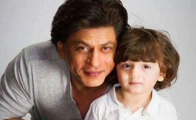 शाहरूख ने कुछ इस तरह दी अपने फैन्स को ईद की बधाई...