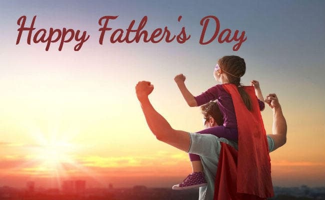 Fathers Day 2018: पिता हैं तो बाजार के सब खिलौने अपने हैं...!