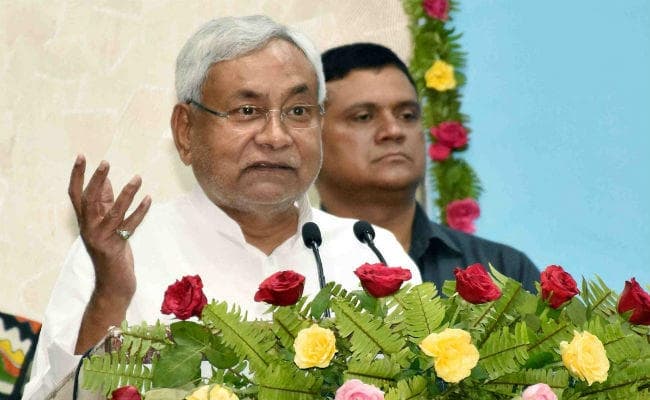 नीतीश को कांग्रेस का आॅफर, भाजपा से नाता तोड़े तो महागठबंधन में वापसी पर विचार संभव