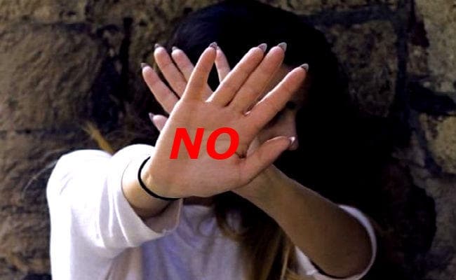 किशोरी छात्रा ने सिपाही पर लगाया शादी का झांसा देकर यौन शोषण का आरोप