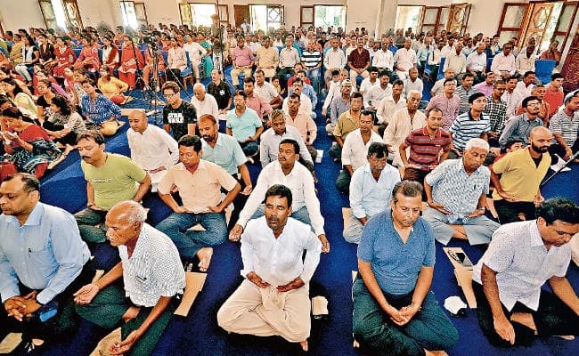 स्वामी ईश्वरानंद गिरि ने योगदा में कहा, योग विज्ञान के सिद्धांतों का जीवन में प्रयोग जरूरी