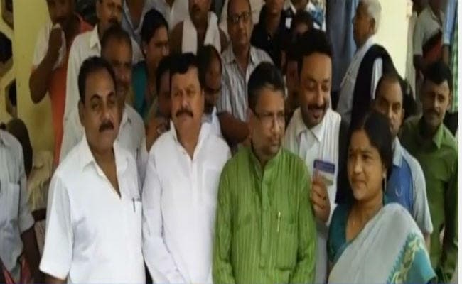 गया गैंगरेप : दुष्कर्म पीड़िता की पहचान उजागर मामले में राजद नेताओं को मिली जमानत