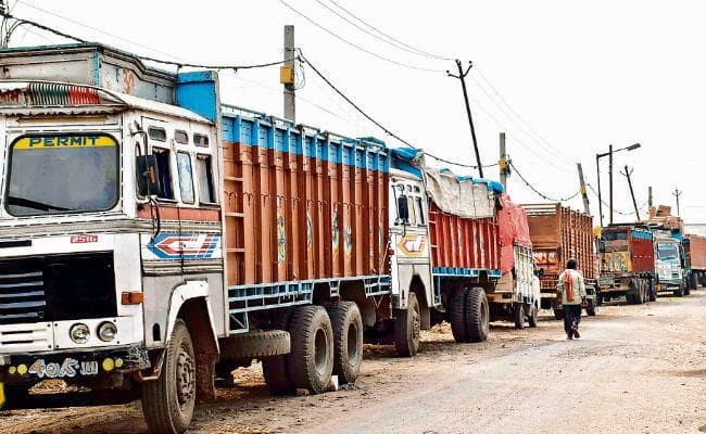 राज्य में ट्रक हड़ताल बेअसर