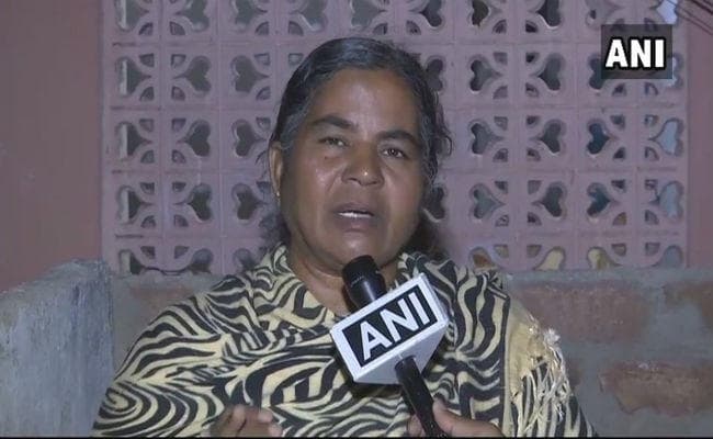 फिर गरमाया रोहित वेमुला मामला, राधिका वेमुला ने कहा मोदी पर निशाना साधने के लिए पैसे नहीं मिले