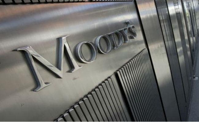 पाकिस्तान को मूडीज ने दिया झटका, आम चुनाव से एक महीने पहले घटायी रेटिंग