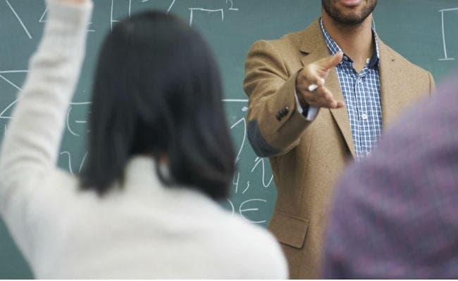 नियमित हों कॉलेज शिक्षक