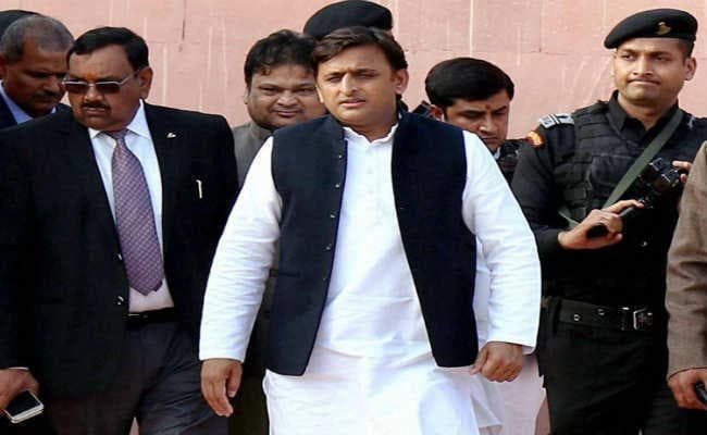 भाजपा के फार्मूले से लोकसभा चुनाव फतह करने की तैयारी में अखिलेश यादव