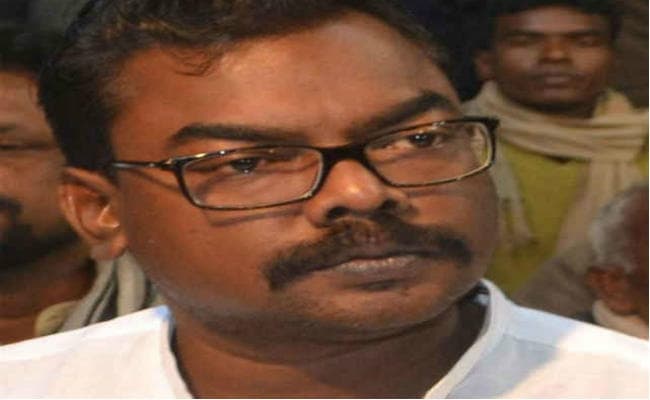 झामुमो की चुनौती: खनन लीज मामले में विधायक बसंत सोरेन का मंतव्य भी निर्वाचन आयोग ने भेजा राजभवन