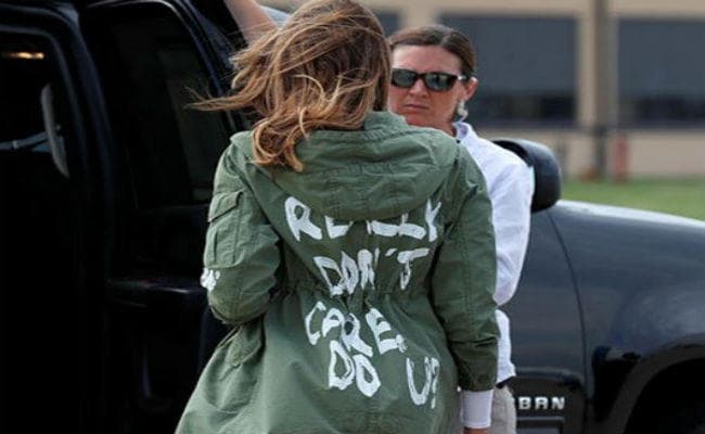 मेलानिया के जैकेट पर बवाल, डोनाल्ड ट्रंप की सफाई, जानें पूरा मामला