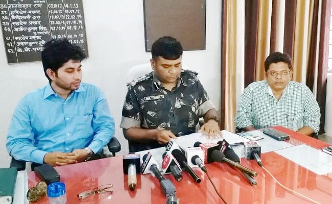 खूंटी गैंगरेप मामले में पादरी समेत 12 हिरासत में, महिला आयोग ने डीजीपी से मांगी रिपोर्ट