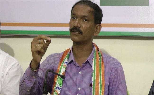 पर्रिकर ना बने सीएम, बीमार व्यक्ति को तनाव झेलने के लिए कहना उन्हें खतरे में डालना होगाः कांग्रेस