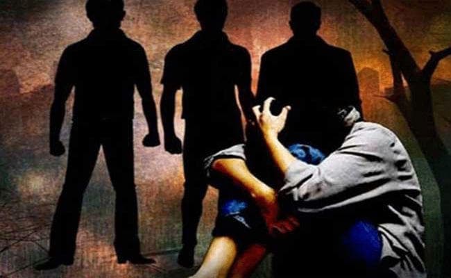 चंद्रपुरा : आदिवासी छात्रा से गैंग रेप, दो गिरफ्तार