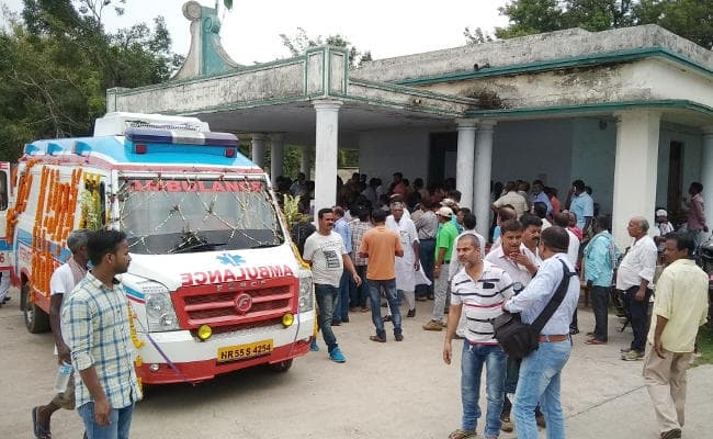 बागुन सुम्बरुई के पैतृक गांव भूता में होगा अंतिम संस्कार, एक झलक पाने के लिए उमड़ा जनसैलाब