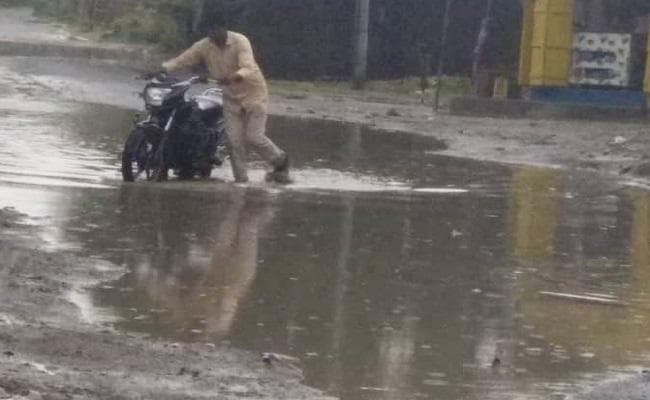 बिहार के विभिन्न इलाकों में बारिश से लोगों को मिली राहत