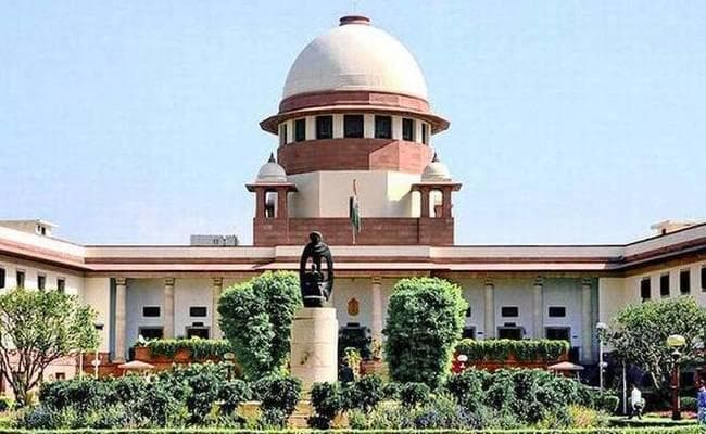 अन्नाद्रमुक के 18 अयोग्य विधायकों की याचिका पर Supreme Court में सुनवाई 27 को
