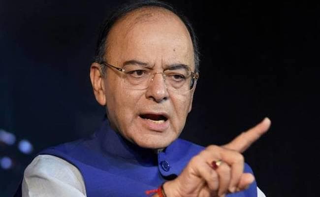 आपातकाल की 43वीं बरसी : भाजपा ने इंदिरा गांधी की तुलना हिटलर से की