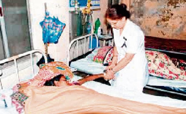 रांची : आउटसोर्सिंग नर्सों को हटाने के बाद प्रबंधन का बड़ा फैसला, रिम्स में एडहॉक पर होगी 100 ट्रेंड नर्सों की नियुक्ति