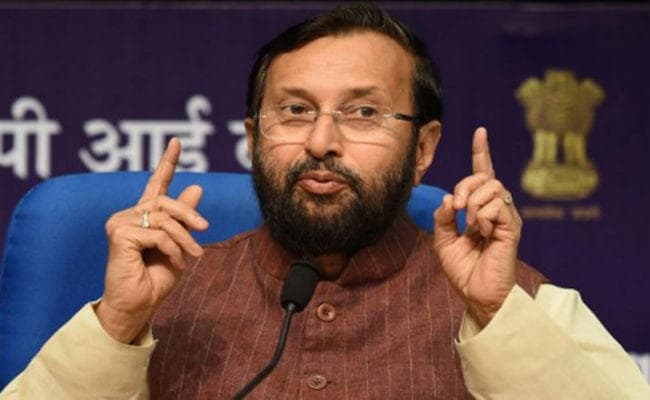अब स्कूलों में बच्चे पढ़ेंगे ''इंदिरा गांधी ने लगाया अापातकाल'', सरकार कर रही यह व्यवस्था