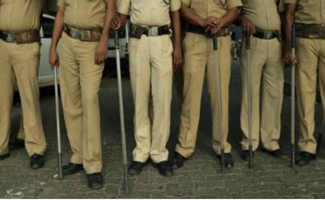 अब खादी से भी तैयार होगी बिहार पुलिस की खाकी वर्दी