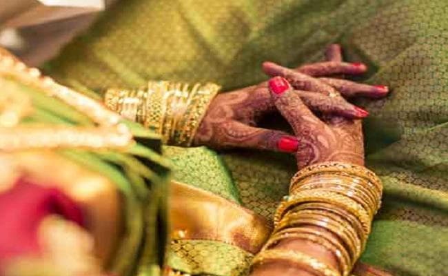 दूल्हे की ज्यादा उम्र देखकर भड़की दुल्हन, शादी से किया इन्कार