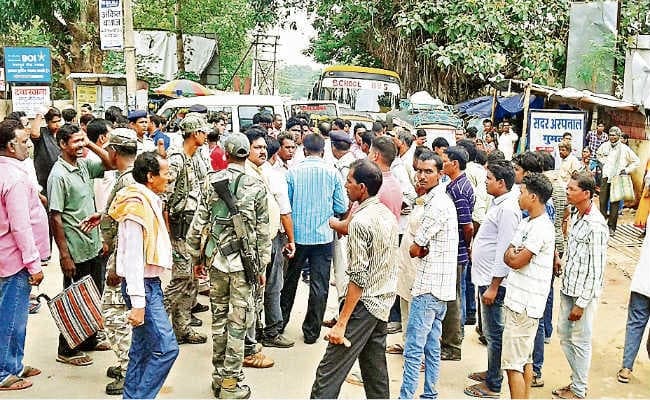 गुमला : कूरियर ब्वॉय की हत्या, एनएच-78 जाम, नागफेनी अंबाघाघ से मिला शव