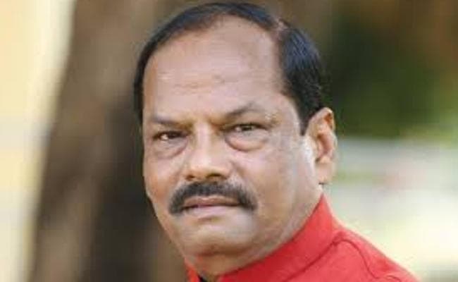 रघुवर कायर, सरकार लाचार, Twitter पर ट्रोल हुए झारखंड के सीएम