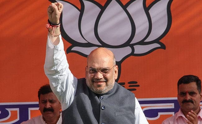 कोलकाता में शाह ने भरी हुंकार, कहा- हर हाल में जीतनी होगी 50 फीसदी सीट