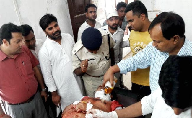 सीवान : फाइनेन्स कंपनी के कर्मी को गोली मार कर अपराधियों ने लूटे 10 लाख रुपये, बाइक सवार ने घायल को पहुंचाया अस्पताल