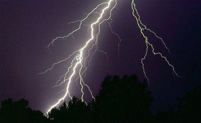 ठनके से डरा दूल्हा, दुल्हन का शादी से इन्कार