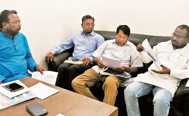 रांची : खूंटी मामलों को लेकर हुई बैठक, सरकार की नीतियों के कारण अशांति : कांग्रेस