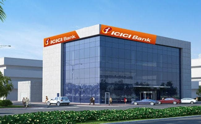 पूर्व IAS गिरीश चंद्र चतुर्वेदी को ICICI बैंक ने गैर - कार्यकारी चेयरमैन नियुक्त किया
