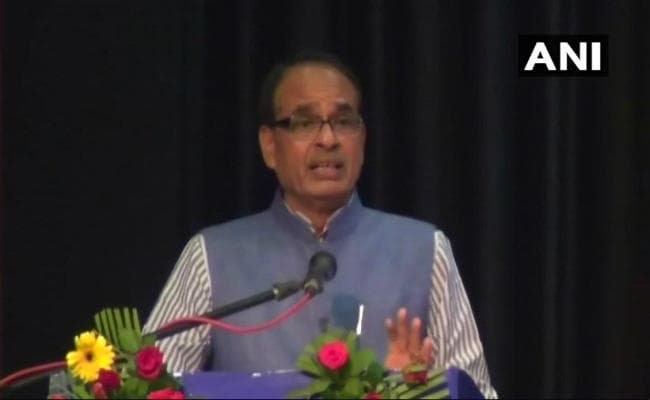मंदसौर गैंगरेप पीड़िता बच्ची की हालत में सुधार, सीएम ने कहा, दोषी को फांसी हो
