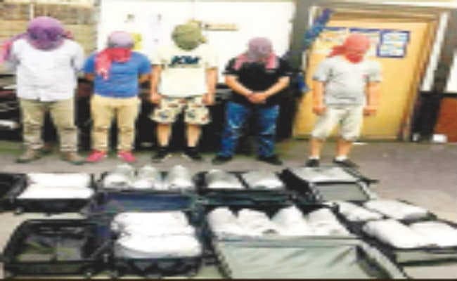 39 करोड़ के ड्रग्स के साथ पांच चाइनीज गिरफ्तार