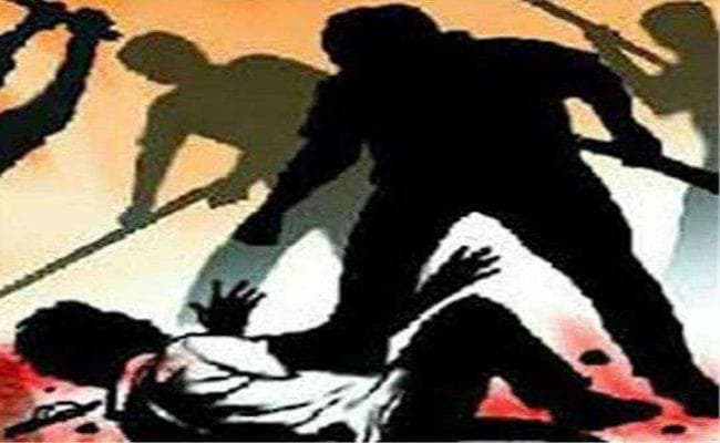 भोजपुर : 5 हजार रुपये नहीं देने पर पुलिसवालों ने ट्रक ड्राइवर का सिर फोड़