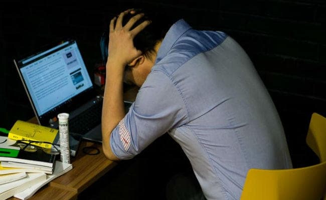 नौकरीपेशा की बदलेगी जिंदगी: 52 घंटे से ज्यादा की ड्यूटी पर रोक