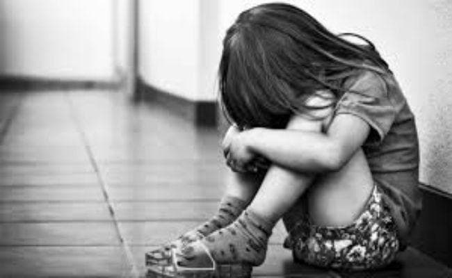 तीन साल की बच्ची के साथ रेप, आरोपी फरार